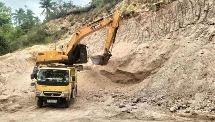 Diduga Pasok Industri Semen, Aktivitas Pengerukan di Bolmut Dipertanyakan
