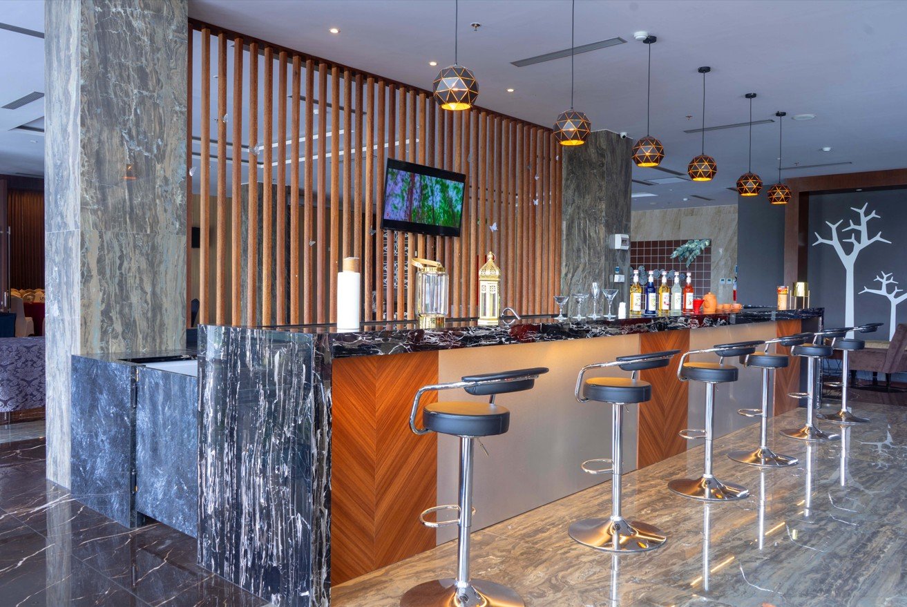 ASTON Gorontalo menghadirkan promo Work & Chill di Popolulu Lounge dengan harga mulai Rp50 ribu. Cocok untuk kerja, meeting santai, hingga quality time/Hibata.id