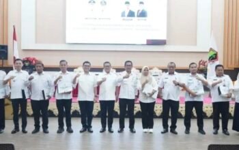 Badan Pendapatan Daerah (Bapenda) Kota Gorontalo resmi menetapkan Surat Pemberitahuan Pajak Terutang (SPPT) tahun 2026 sebanyak 56 ribu lembar. (Foto: Humas Pemkot Gorontalo)
