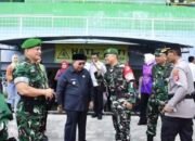 Wali Kota Gorontalo Adhan Dambea melakukan peninjauan langsung ke sejumlah fasilitas di Stadion Gelanggang Olahraga Kota Gorontalo pada Jumat (8/5/2026). (Foto: Humas Pemkot Gorontalo)