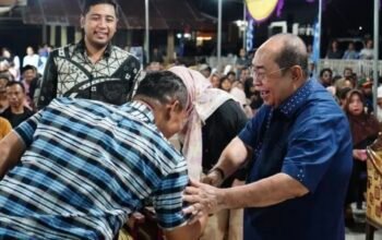 Wali Kota Gorontalo, Adhan Dambea dalam kegiatan silaturahmi bersama warga Kelurahan Wongkaditi Barat, Senin, 18 Mei 2026. (Foto: Humas Pemkot Gorontalo)