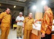Wali Kota Adhan Dambea  melakukan inspeksi mendadak (sidak) ke Pasar Sentral Gorontalo, Senin, 25 Mei 2026. (F0t0: Humas Pemkot Gorontalo)