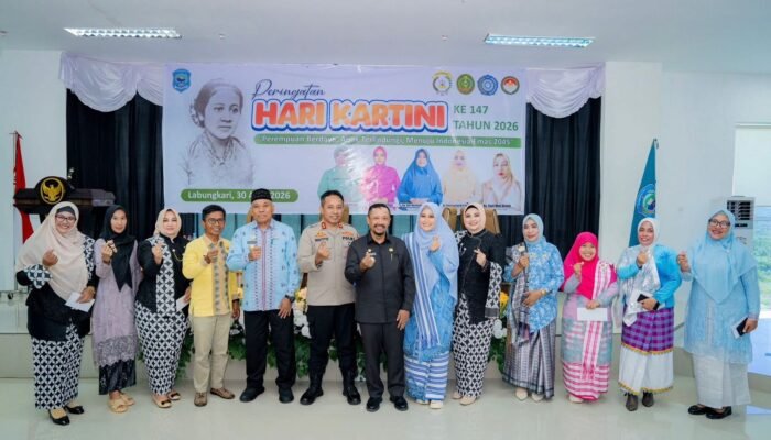 Bupati Azhari Ajak Perempuan Buton Tengah Jadi Pilar Pembangunan Daerah