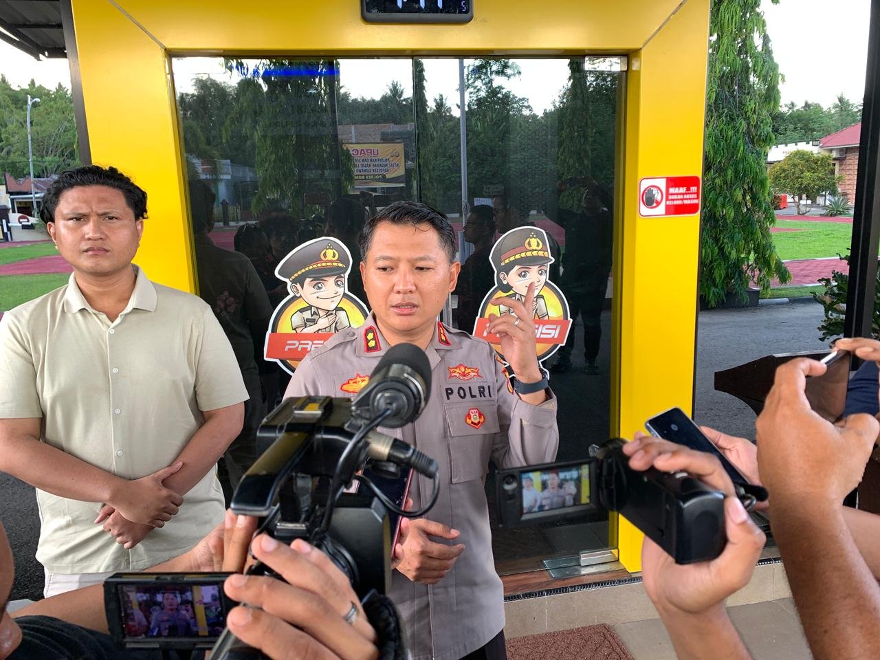 Kapolres Bone Bolango, AKBP Supriantoro saat memberikan penjelasan/Hibata.id