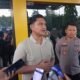 Kasat Reskrim Polres Bone Bolango AKP Robin Thalib bersama Kapolres Bone Bolango/Hibata.id