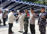 Wali Kota Gorontalo, Adhan Dambea saat menyambut Presiden Republik Indonesia Prabowo Subianto yang berkunjung ke ke Kampung Nelayan Merah Putih (KNMP) di Kelurahan Leato Selatan, Kecamatan Dumbo Raya, Sabtu, 9 Mei 2026. (Foto: Humas Pemkot Gorontalo)