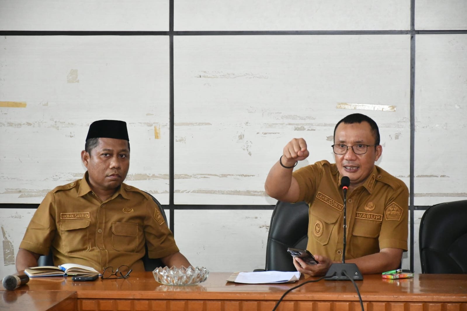 Wakil Bupati Boalemo Lahmuddin Hambali memimpin rapat Panitia Tahunan/Hibata.id