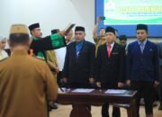 upati Bone Bolango Ismet Mile melantik sejumlah pejabat administrator, direktur BUMD, dan pimpinan rumah sakit untuk memperkuat pelayanan publik dan sektor kesehatan daerah/Hibata.id