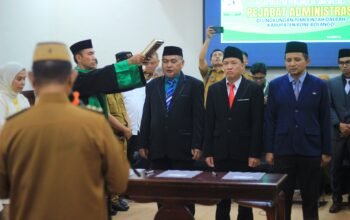 upati Bone Bolango Ismet Mile melantik sejumlah pejabat administrator, direktur BUMD, dan pimpinan rumah sakit untuk memperkuat pelayanan publik dan sektor kesehatan daerah/Hibata.id