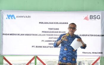 Wakil Bupati Boalemo Lahmuddin Hambali menghadiri penandatanganan Perjanjian Kerja Sama (PKS) layanan videotron antara Bank SulutGo Cabang Tilamuta dan PT Ammvari Solusi di Rumah Makan Sahabat Tilamuta/Hibata.id