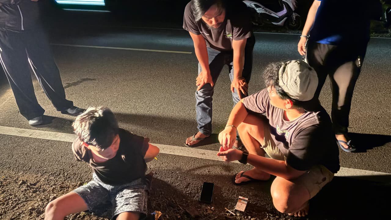 Satresnarkoba Polres Pohuwato mengamankan seorang pria asal Makassar di Kecamatan Randangan setelah ditemukan delapan sachet yang diduga berisi sabu/Hibata.id