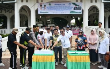 Wakil Bupati Boalemo Lahmuddin Hambali membuka FL3SN, O2SN, dan OSN 2026 tingkat Kabupaten Boalemo. Ia menekankan pendidikan karakter, integritas lomba, dan peluncuran SPMB 2026/2027/Hibata.id