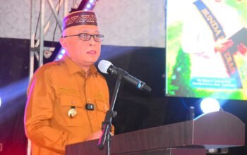 Pemkab Gorontalo menggelar Lomba Bertutur 2026 dengan 98 peserta SD dan MI. Bupati Sofyan Puhi menilai budaya bertutur penting untuk menjaga identitas daerah dan literasi anak/Hibata.id