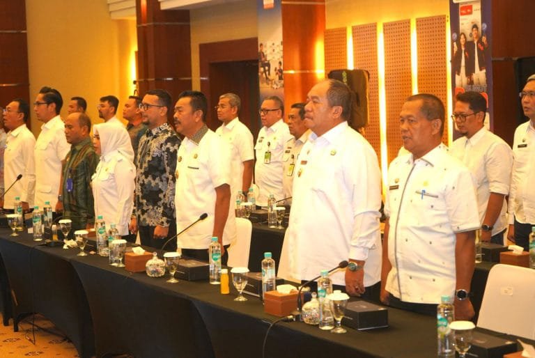 Komisi II DPR RI mendorong penguatan tata kelola BUMD di Sumatera Utara melalui profesionalisme, peningkatan SDM, dan transformasi digital untuk mendukung pertumbuhan ekonomi daerah/Hibata.id