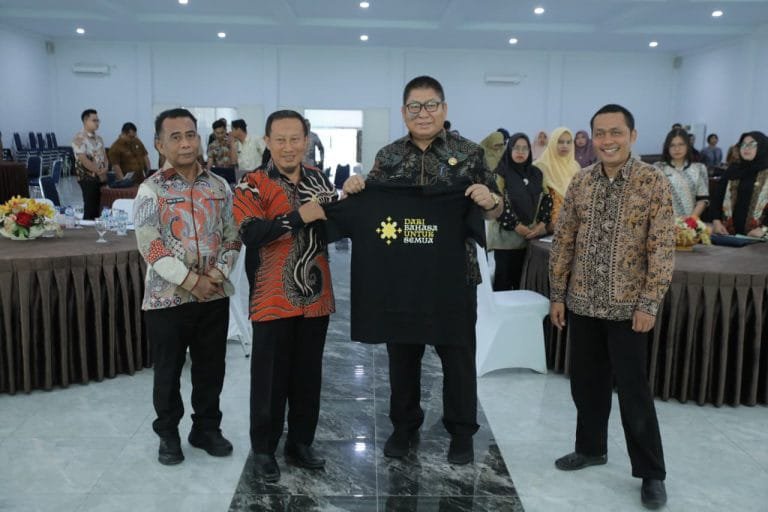 Pemerintah Kabupaten Asahan menggelar peningkatan kemahiran berbahasa Indonesia bagi ASN guna memperkuat komunikasi birokrasi, pelayanan publik, dan kepercayaan masyarakat/Hibata.id
