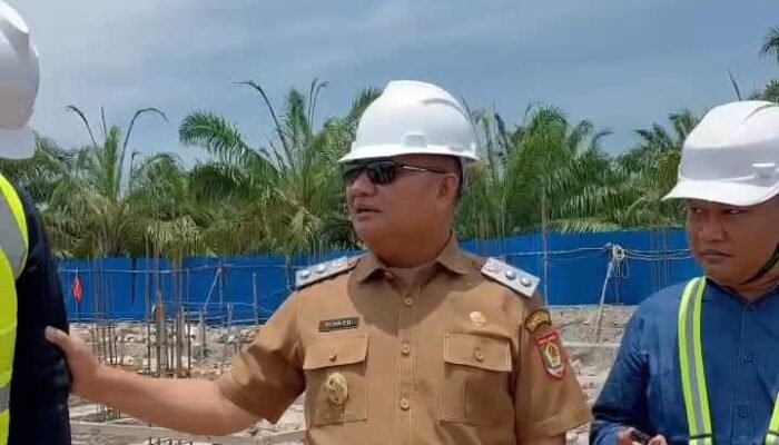 Wakil Bupati Asahan Tinjau Pembangunan Kampung Nelayan Merah Putih