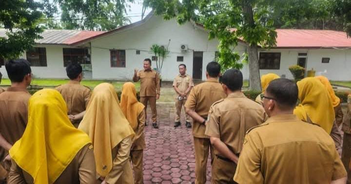 Wakil Bupati Asahan Rianto melakukan inspeksi mendadak (sidak) di lingkungan Dinas Pendidikan/Hibata.id