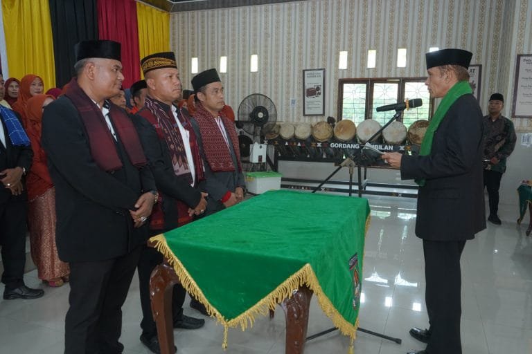 Pengurus Lembaga Adat Dalihan Natolu Tabagsel Asahan 2025-2029 Resmi Dilantik/Hibata.id