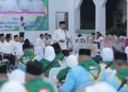 Bupati Asahan Taufik Zainal Abidin melepas 241 calon haji Kloter 7 asal Kabupaten Asahan. Total jamaah haji Asahan tahun 2026 mencapai 247 orang/Hibata.id