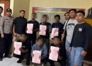 Enam warga Popayato ditetapkan sebagai tersangka usai aksi menuntut hak plasma PT Inti Global Laksana. Japesda menilai langkah hukum tersebut mengabaikan akar konflik agraria/Hibata.id