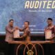 Pemerintah Kota Kotamobagu saat mendapatkan peringkat pertama se-Provinsi Sulawesi Utara dalam capaian Tindak Lanjut Hasil Pemeriksaan (TLHP) Badan Pemeriksa Keuangan (BPK). (Foto: Humas Pemkot Kotamobagu)