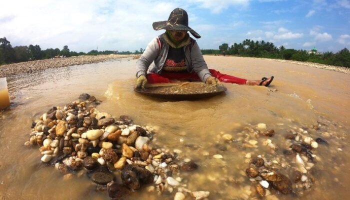 Tali Asih Penambang Pohuwato Berjalan Lambat, Baru 7 Penerima dari 114 Nama