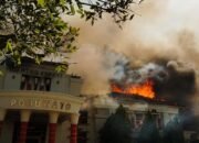 Kantor Bupati Pohuwato dibakar massa (Foto: ANTARAFOTO
