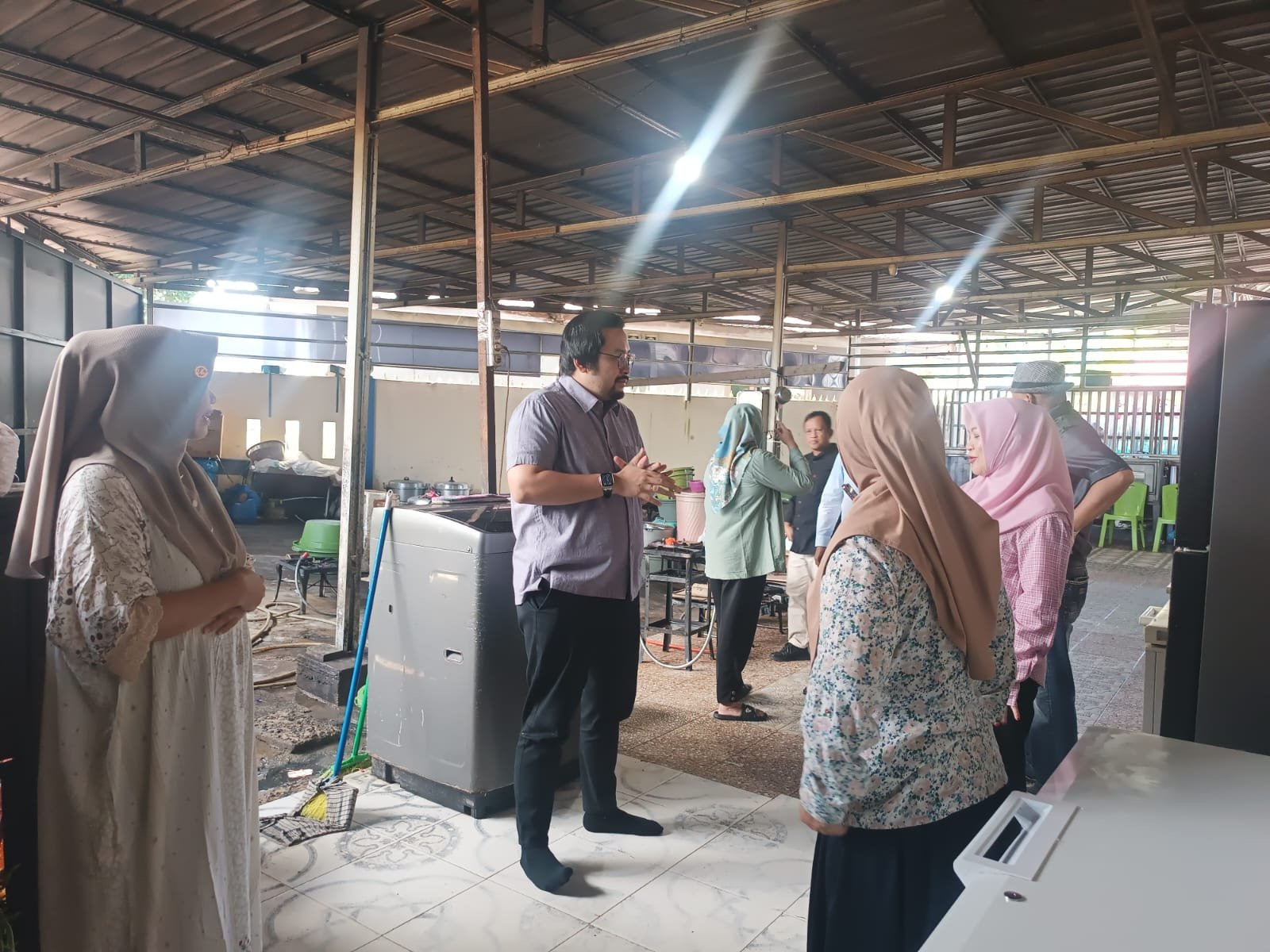 Komisi II DPRD Gorontalo memantau kesiapan vendor konsumsi PENAS XVII 2026/Hibata.id
