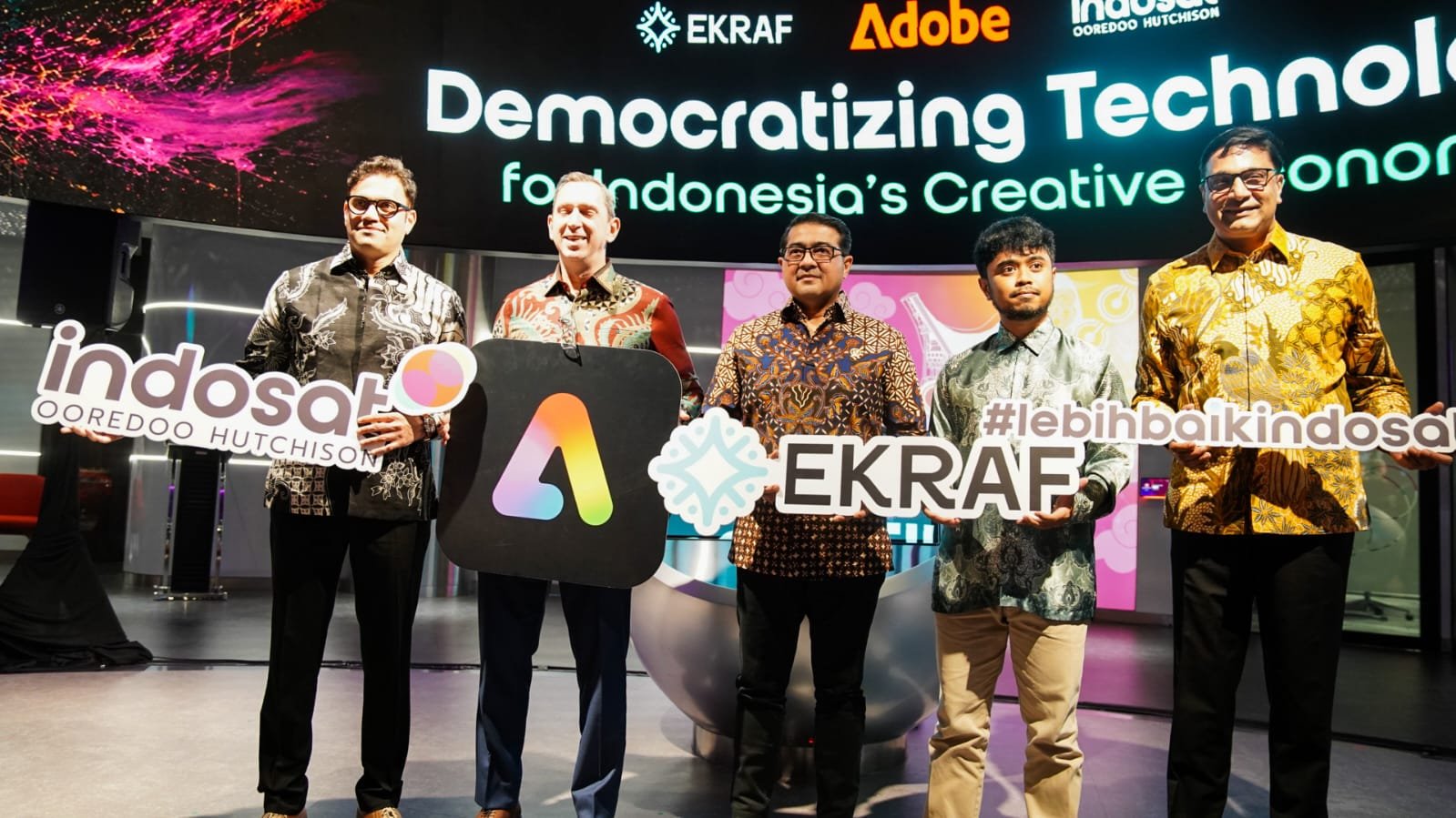 Kolaborasi Indosat, Adobe dan Kemenekraf untuk memperkuat ekonomi kreatif Indonesia melalui AI, Adobe Express dan program monetisasi kreator/Hibata.id