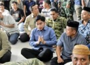 Momen Gibran Berbaur dengan Jamaah Masjid Nurul Falah Gorontalo