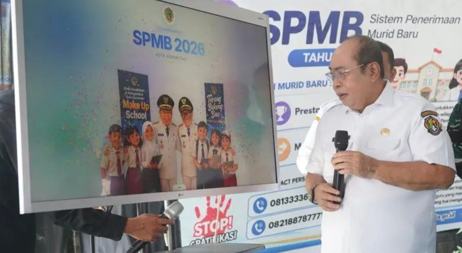 Wali Kota Gorontalo Adhan Dambea saat membukanSPMB 2026. (Foto: Humas Pemkot Gorontalo)