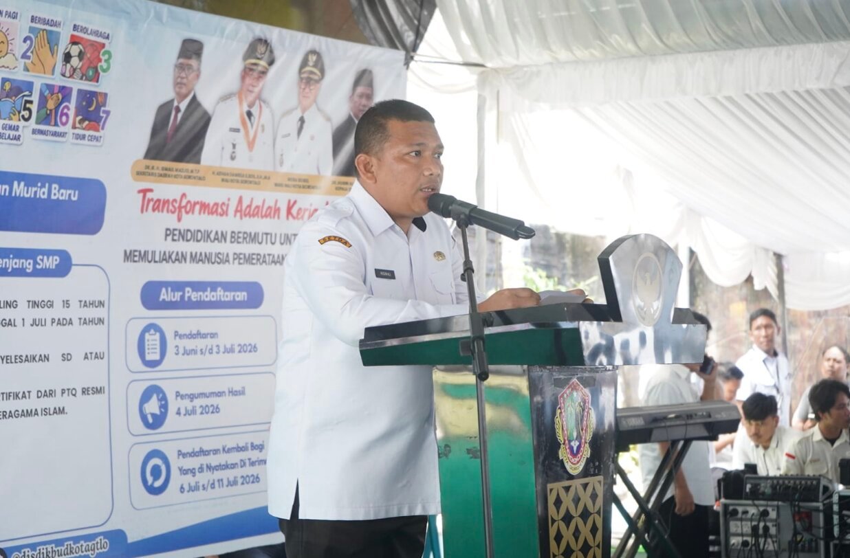 Kepala Dinas Pendidikan Kota Gorontalo, Dr. Husin Ali. (F0t0: Humas Pemkot Gorontalo)
