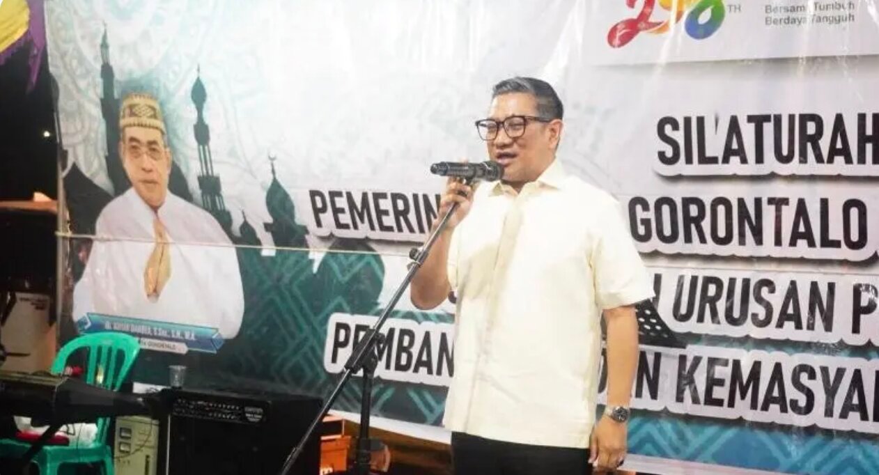 Wakil Wali Kota Indra Gobel dalam agenda silaturahmi bersama warga. Kali ini, kegiatan tersebut dipusatkan di Kelurahan Tuladenggi, Kecamatan Dungingi, Senin malam, 15 Juni 2026. (Foto: Humas)