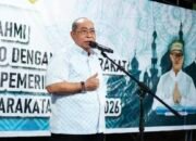 Wali Kota Gorontalo, Adhan Dambea, saat menghadiri silaturahmi Pemerintah Kota Gorontalo bersama masyarakat di Kelurahan Ipilo, Sabtu (27/6/2026) malam. (Foto: Humas)