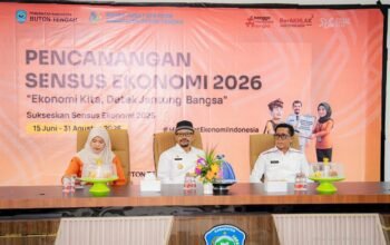 Bupati Buton Tengah (Buteng) Dr. Azhari resmi mencanangkan Sensus Ekonomi 2026 di Aula Pancana, Kantor Bupati, Rabu (10/6/2026). (Foto: Humas)