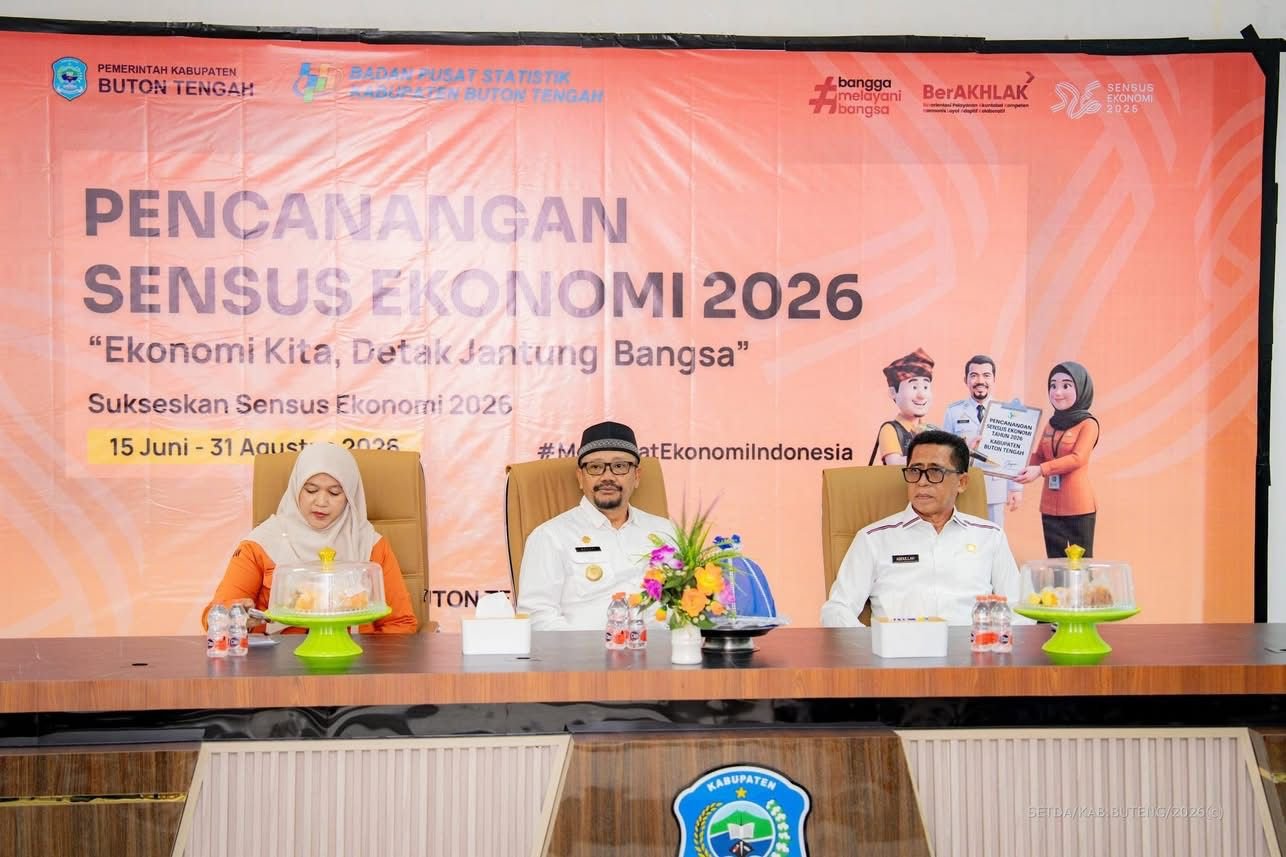 Bupati Buton Tengah (Buteng) Dr. Azhari resmi mencanangkan Sensus Ekonomi 2026 di Aula Pancana, Kantor Bupati, Rabu (10/6/2026). (Foto: Humas)