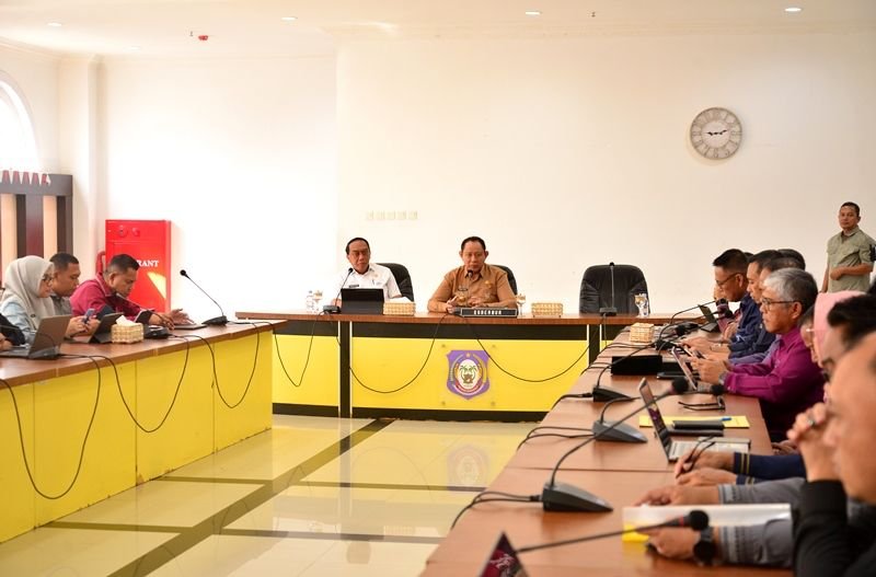 Pemerintah Provinsi Gorontalo bersama Kementerian Perhubungan merespons tingginya mobilitas peserta dengan menambah enam penerbangan ekstra serta mengubah jadwal keberangkatan kapal Tol Laut/Hibata.id