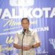 Wali Kota Kotamobagu, Weny Gaib saat menghadiri Talk Show Gita Wicara bertajuk “Wali Kota Mendengar” yang digelar di halaman Kampus Universitas Dumoga Kotamobagu (UDK), Kelurahan Kotobangon, Sabtu, 13 Juni 2026. (Foto: Humas)