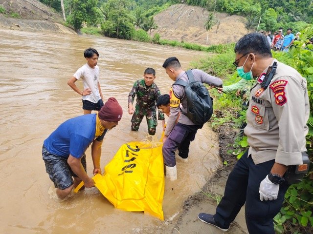 Pencarian terhadap Ismail Matuke, 58 tahun, warga Desa Malango, Kecamatan Taluditi, Kabupaten Pohuwato, berakhir duka. (Foto: Istw)