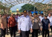 Gubernur Gorontalo Gusnar Ismail didampingi Kapolda Gorontalo meninjau langsung lokasi pelaksanaan Pekan Nasional (PENAS) Petani dan Nelayan XVII di Gorontalo, Rabu (17/6/2026), guna memastikan kesiapan fasilitas dan infrastruktur menjelang pelaksanaan kegiatan nasional tersebut/Hibata.id