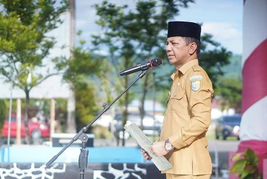 Sekda Bolmut Jusnan C. Mokoginta menyampaikan bahwa pemerintah daerah membuka kesempatan bagi masyarakat untuk memberikan masukan terkait penamaan Rumah Sakit Bintauna yang berada di Desa Pimpi/Hibata.id
