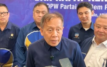Wakil Ketua Umum Partai NasDem, Saan Mustopa, saat menghadiri pelantikan pengurus DPW dan badan sayap serta Rapat Kerja Wilayah (Rakerwil) DPW NasDem Gorontalo, Rabu (17/6)/Hibata.id
