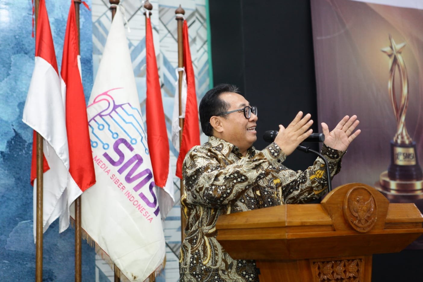 Ketua Umum Serikat Media Siber Indonesia (SMSI) Firdaus/Hibata.id