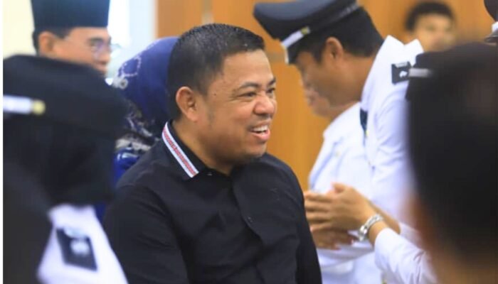 Ismet Mile Lantik 48 Pj Kepala Desa, DPRD Tekankan Pelayanan Tetap Optimal