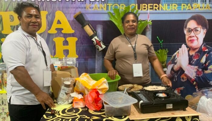 Sagu Bakar Papua Barat Jadi Magnet Pengunjung PENAS XVII Gorontalo