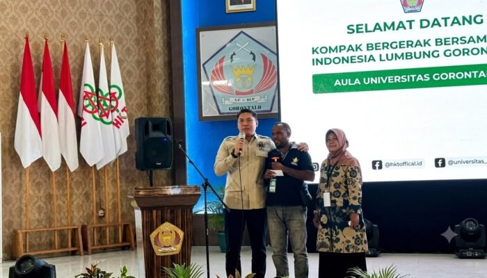 Hadiri PENAS XVII Gorontalo, Wamentan Pastikan Bantuan Benih dan Alsintan Gratis