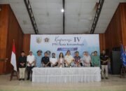 Asisten I Bidang Pemerintahan Setda Kota Kotamobagu, Sahaya S. Mokoginta, yang hadir mewakili Wali Kota Kotamobagu dalam Konferensi Daerah (Konferda) IV PWI Kota Kotamobagu Tahun 2026 yang digelar di Aula Dinas Komunikasi dan Informatika Kota Kotamobagu, Jumat (26/6/2026). (Foto: Humas)