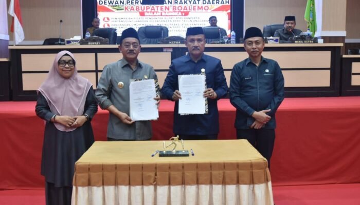 Rum Pagau Sampaikan Ranperda APBD 2025, Boalemo Datang dengan Oleh-oleh WTP