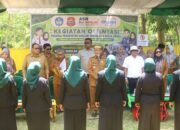 Bupati Bone Bolango Ismet Mile melantik dan mengukuhkan kepala sekolah jenjang TK dan SD yang dirangkaikan dengan Orientasi PPPK Formasi Jabatan Fungsional Guru Angkatan V di kawasan Wisata Sungai Botu Motoli'oluwo, Desa Longalo, Kecamatan Bulango Utara, Selasa (21/7/2026). Foto: Prokofim Kabupaten Bone Bolango/Hibata.id
