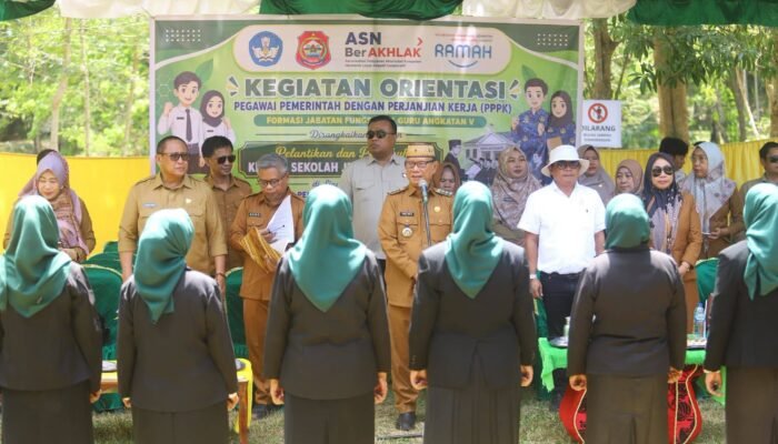 Ismet Mile: Kepala Sekolah Jangan Hanya Duduk di Balik Meja